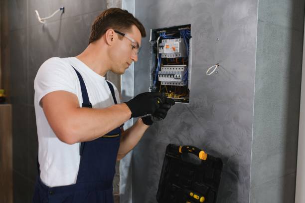 Best Affordable Emergency Electrician  in Central Gardens, TX